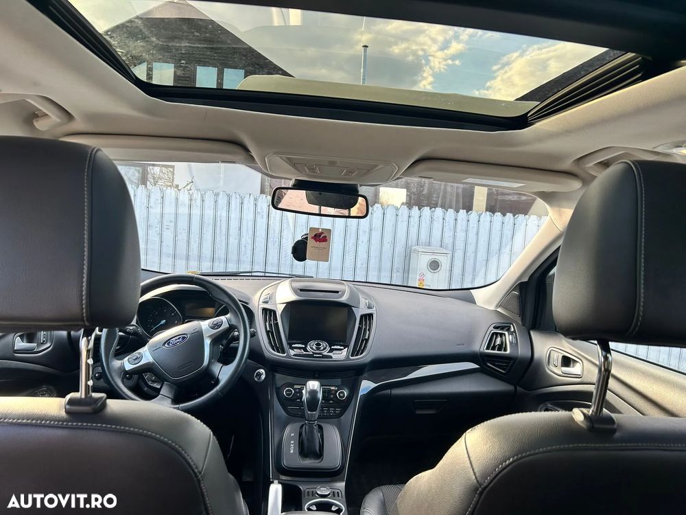 Ford Kuga 2.0 TDCi 4x4 Aut. Titanium - 8