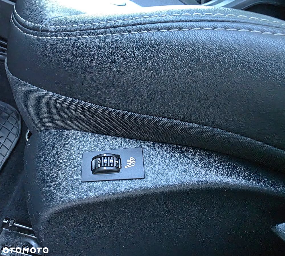 Peugeot 2008 - 19