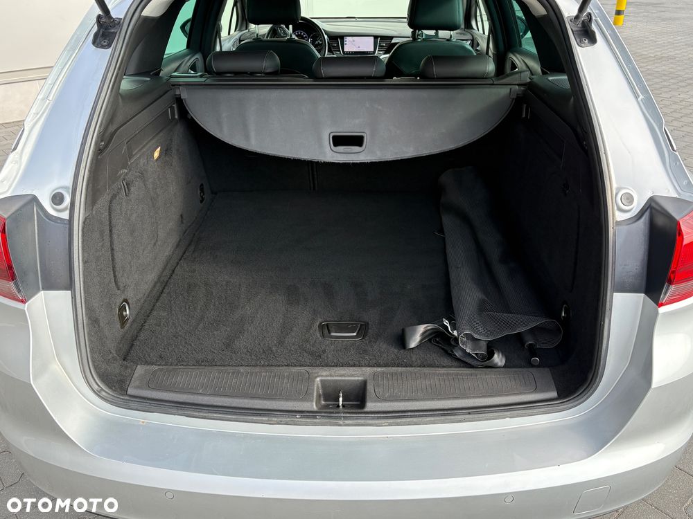 Opel Astra 1.2 T Edition S&S - 32