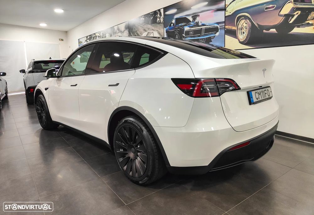 Tesla Model Y Tração Traseira - 32