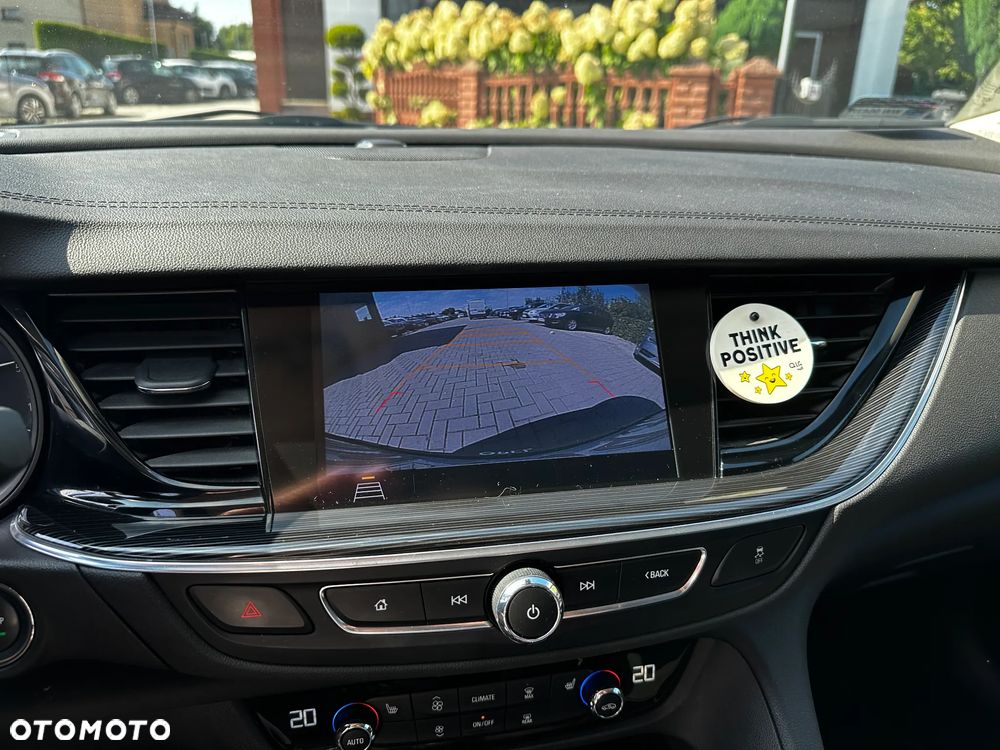 Opel Insignia - 14