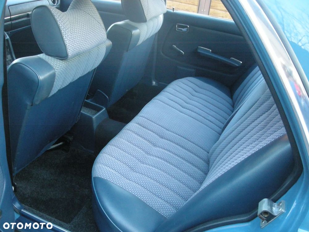 Mercedes-Benz W123 - 8