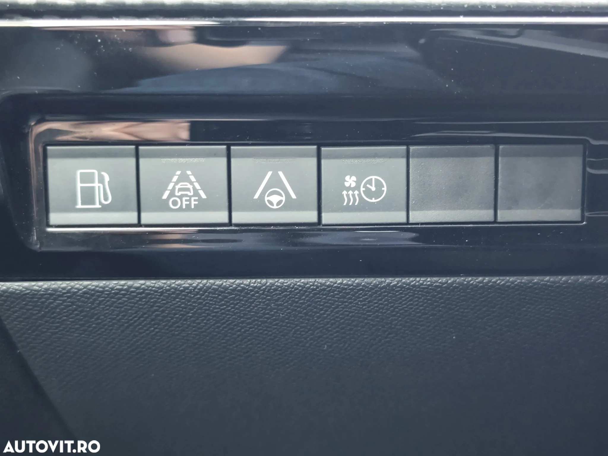 Peugeot 508 Plug-In Hybrid 225 e-EAT8 GT - 23