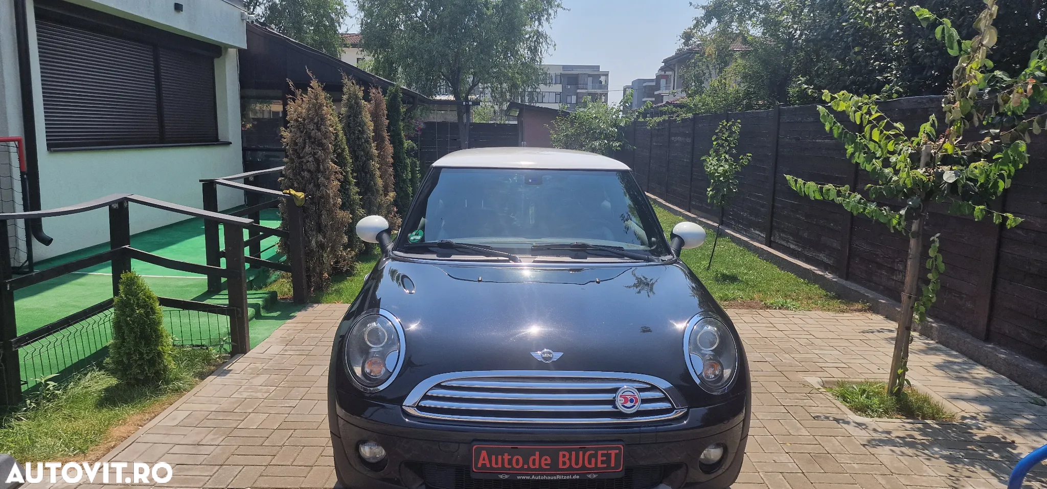 Mini Cooper 50 Camden - 3