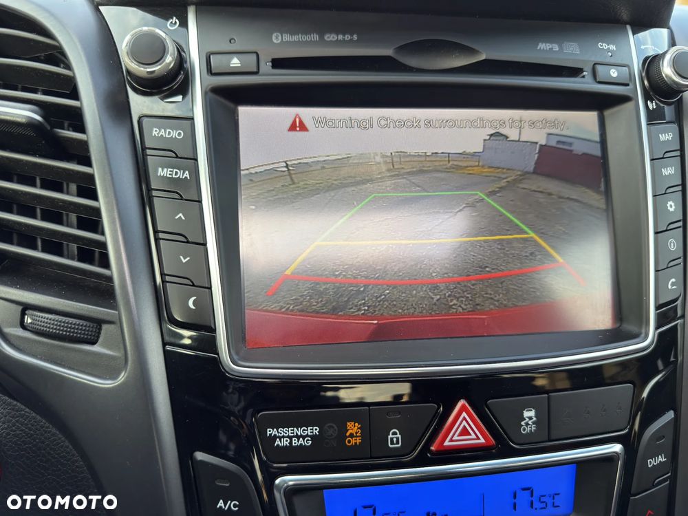 Hyundai i30 1.6 T GDI Turbo - 36