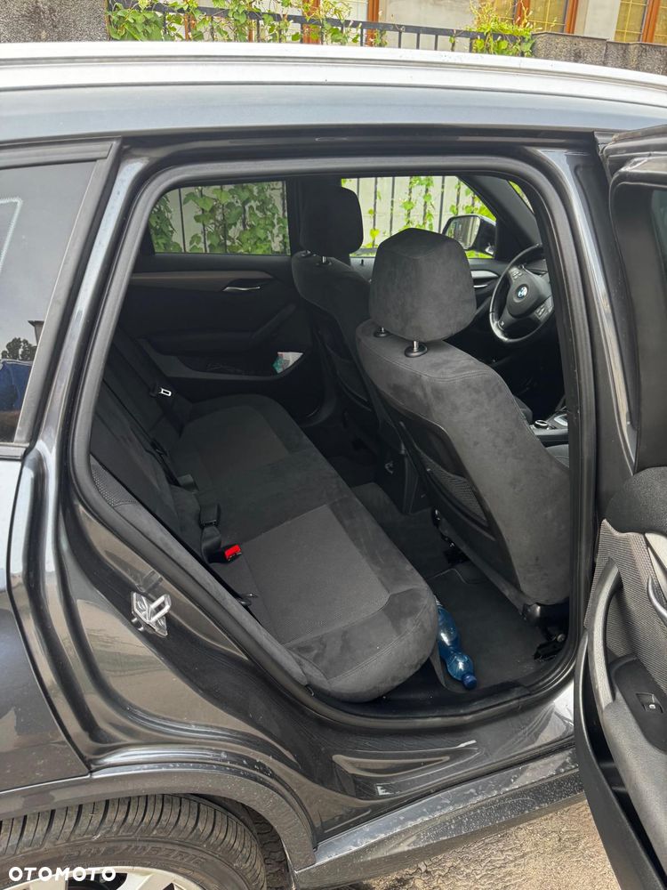 BMW X1 xDrive20i - 17