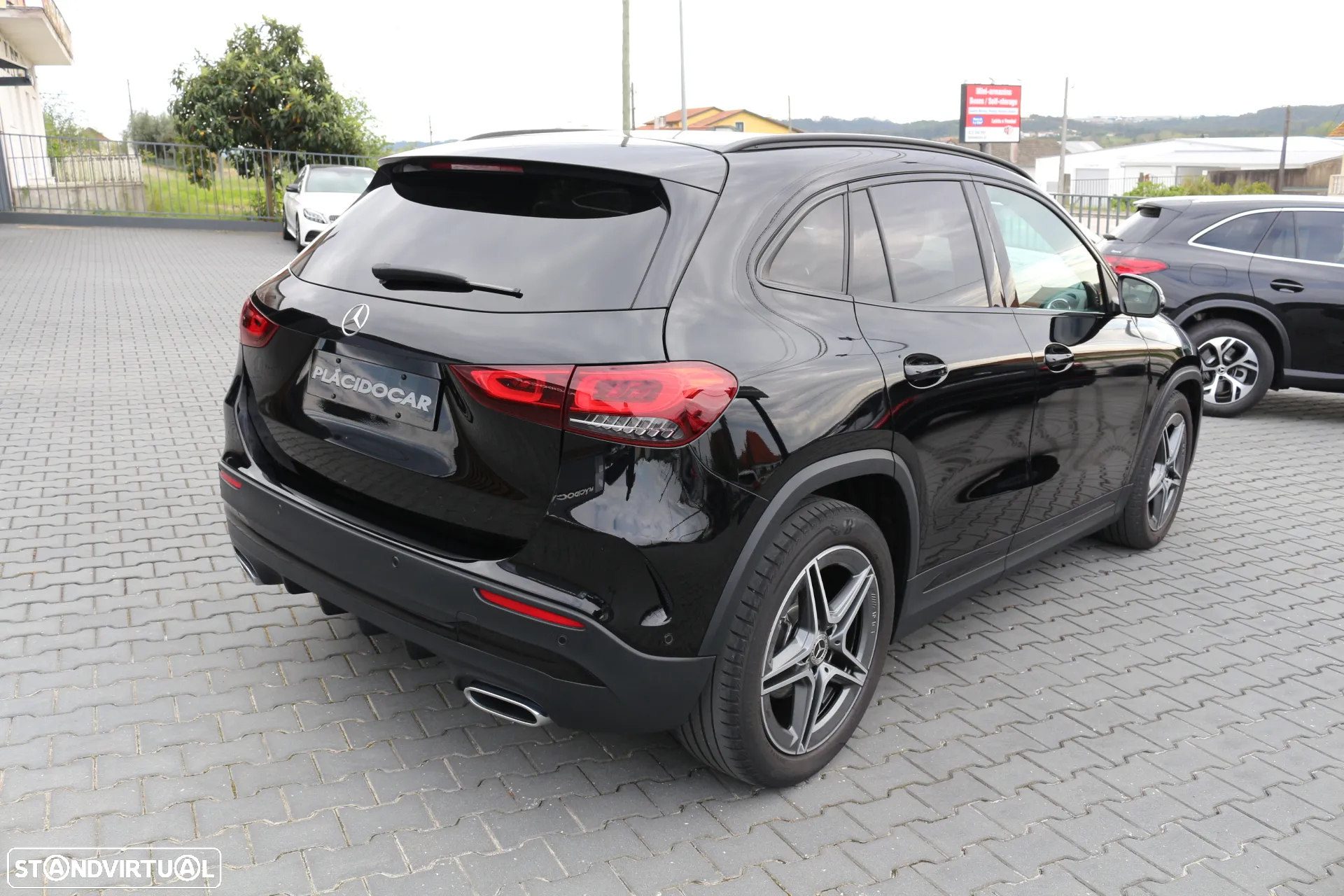 Mercedes-Benz GLA 200 d AMG Line - 3