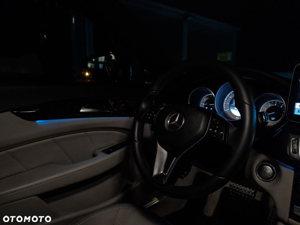 Mercedes-Benz CLS 500 7G-TRONIC - 12