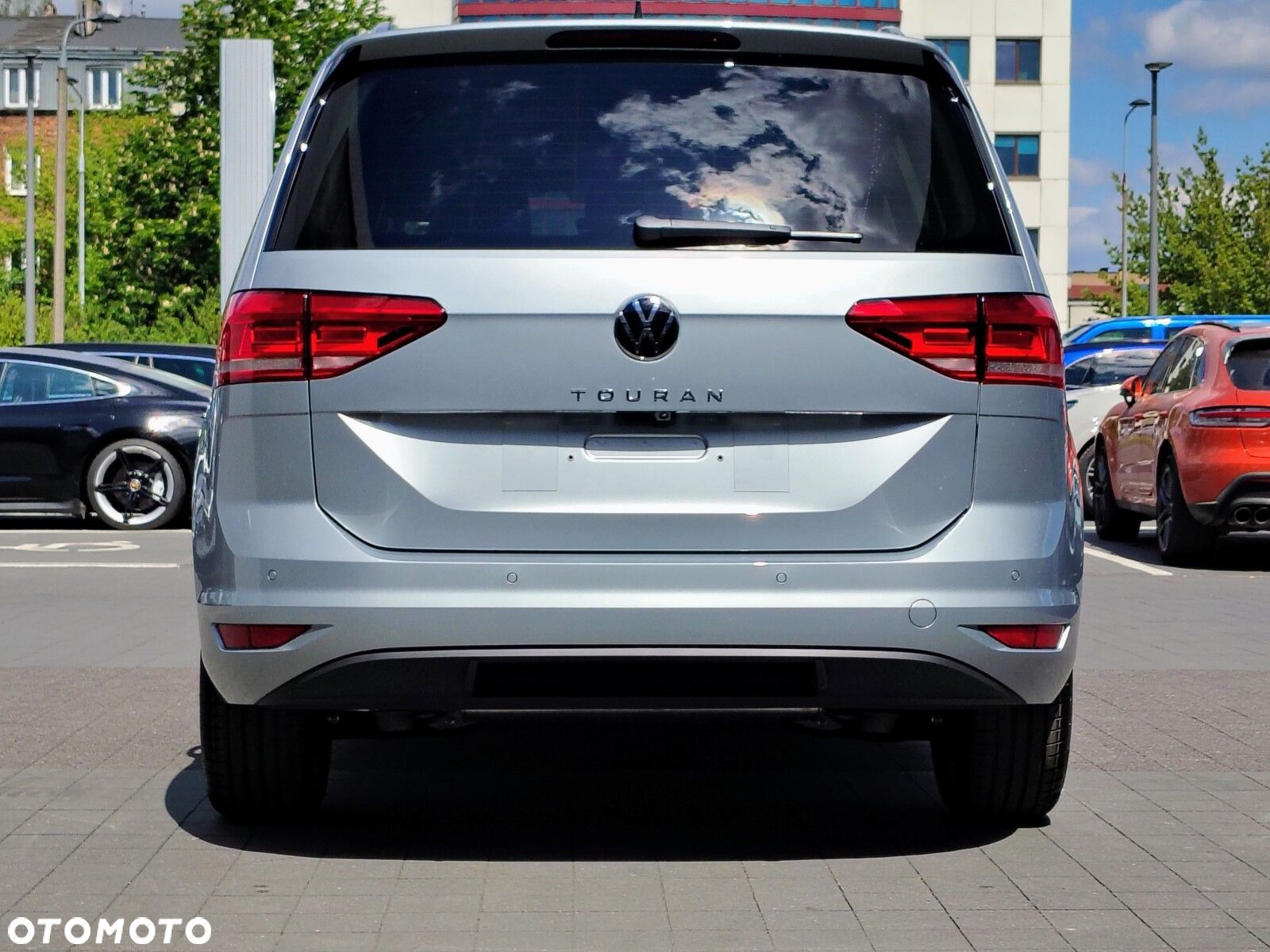 Volkswagen Touran - 7