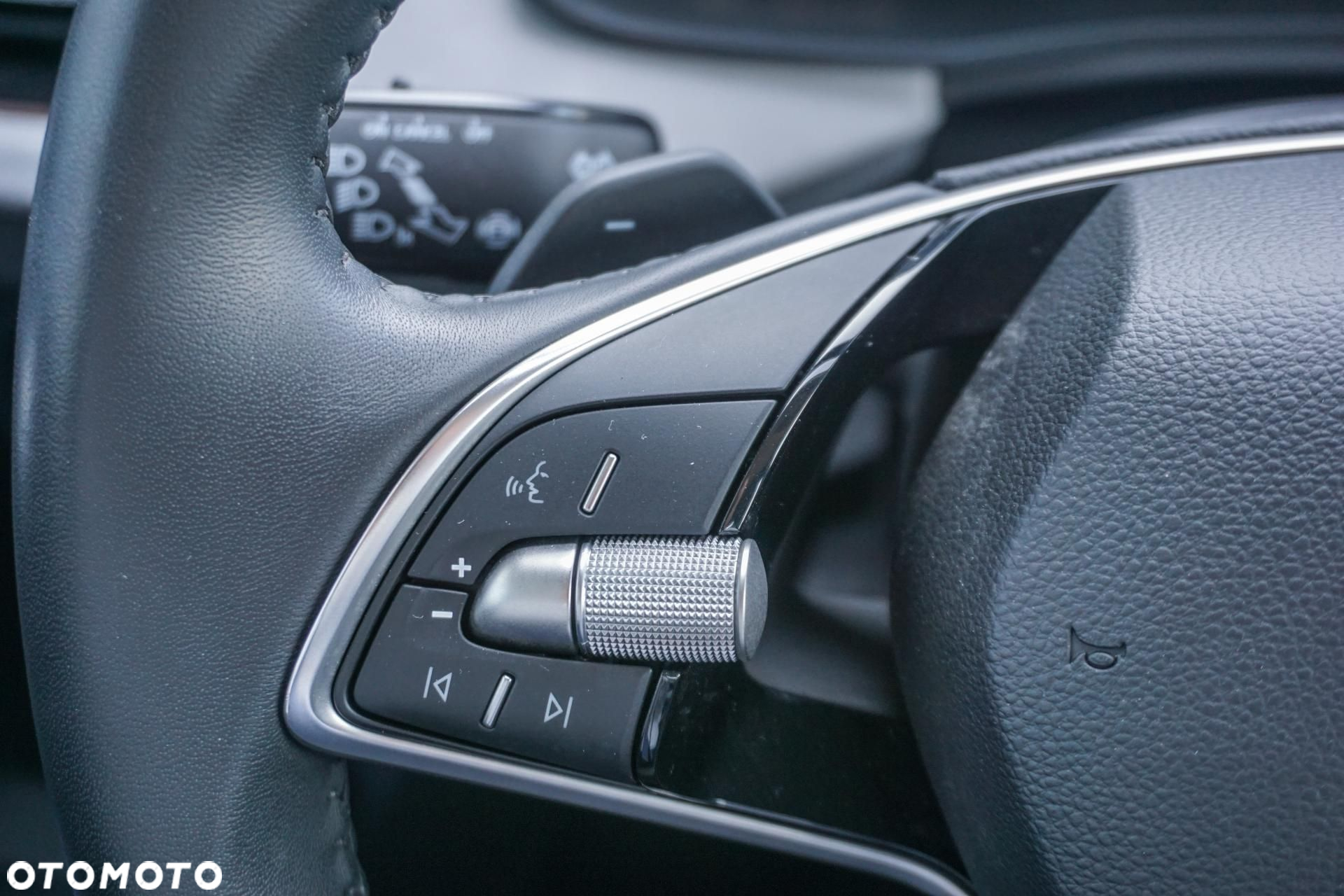 Skoda Kamiq 1.0 TSI Selection DSG - 21