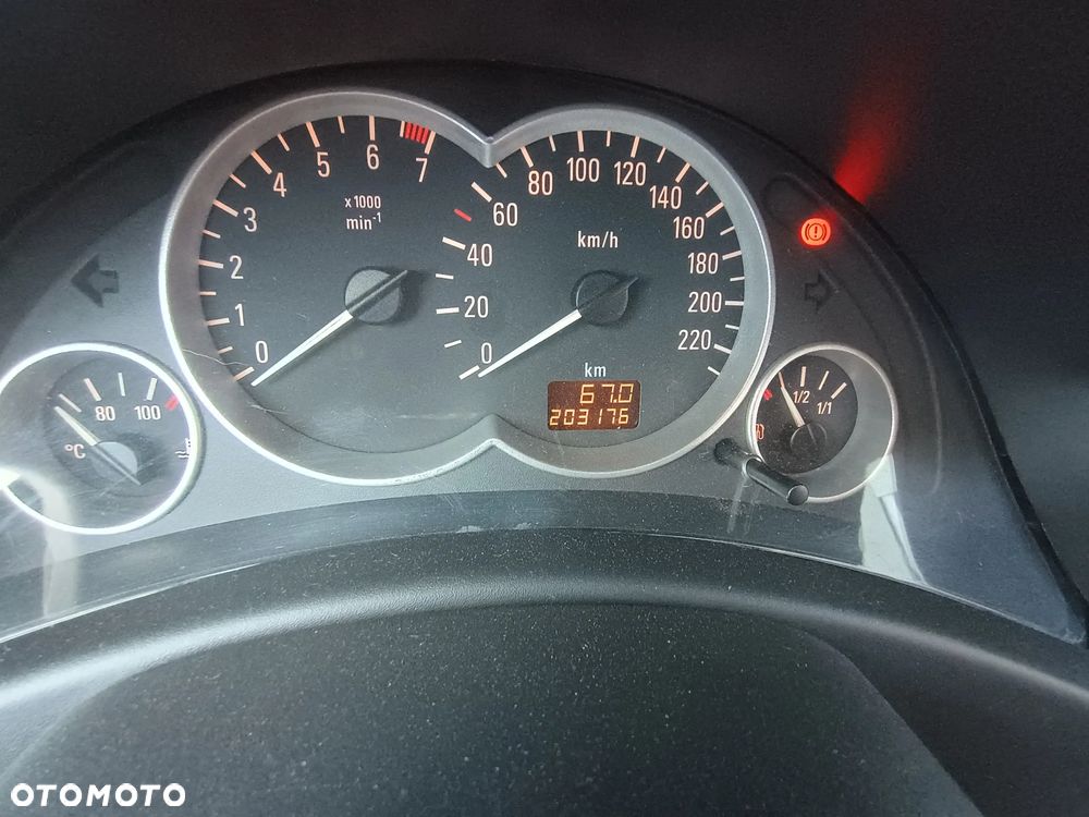 Opel Corsa 1.2 16V - 3