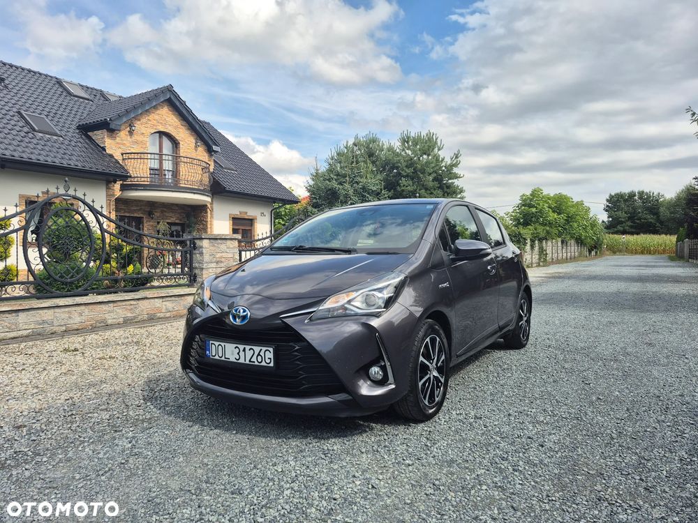 Toyota Yaris 1.5 VVT-i Y20 Team Deutschland - 4