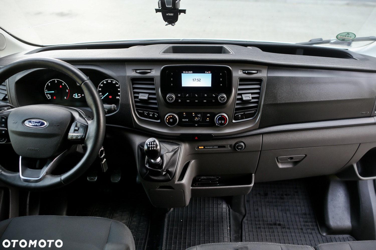 Ford Transit - 27