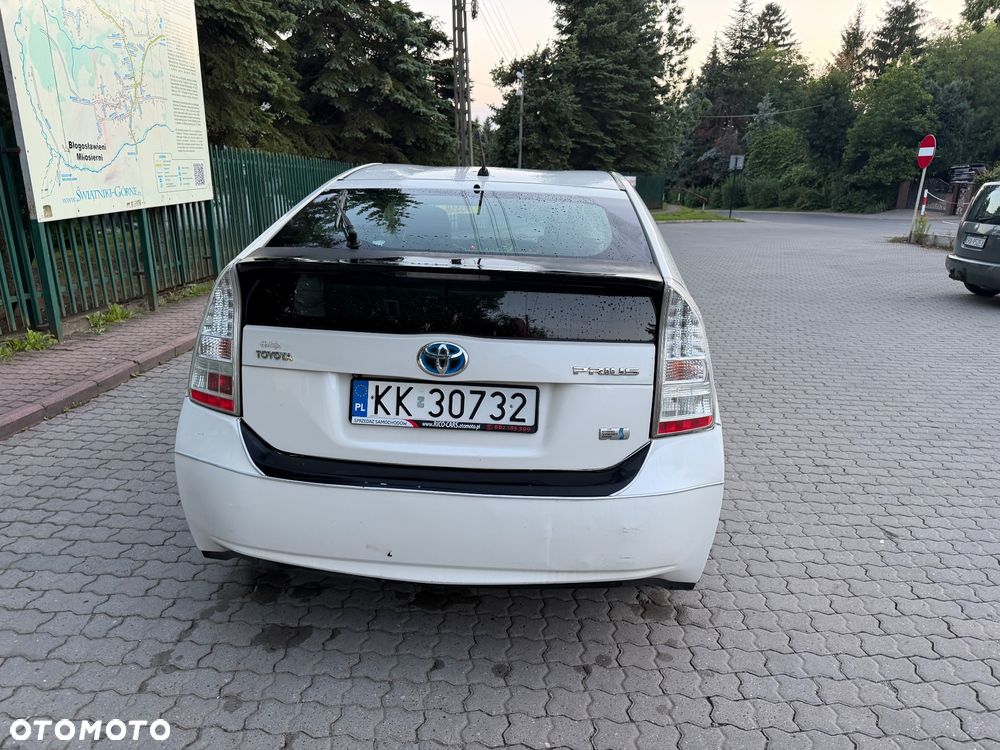 Toyota Prius 1.8 HSD Prestige - 5