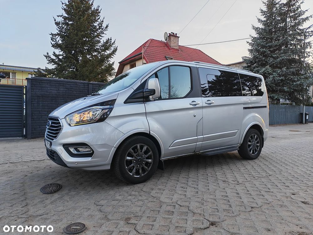 Ford Tourneo Custom 2.0 EcoBlue L1 Titanium - 12