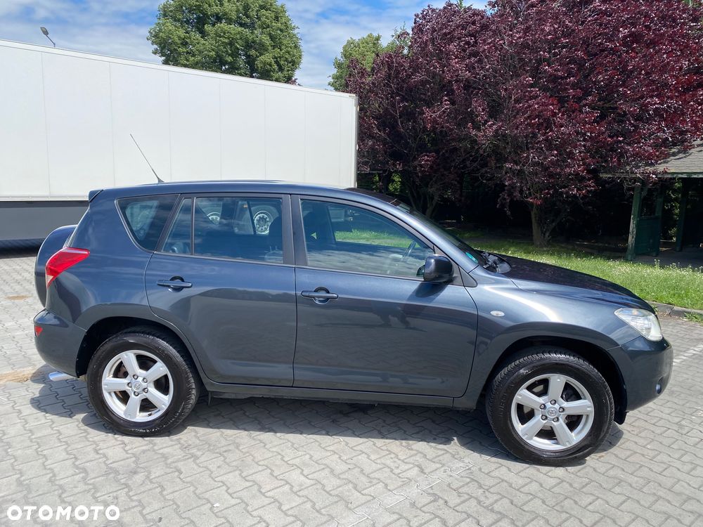 Toyota RAV4 4x4 Sol - 13