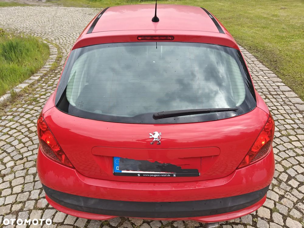 Peugeot 207 1.4 16V Presence - 17