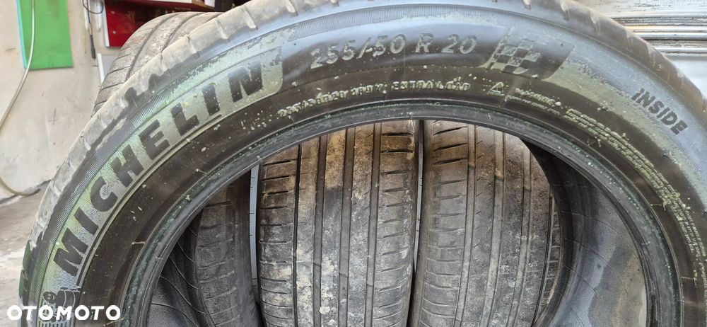 Michelin 255/50 R20 - 5