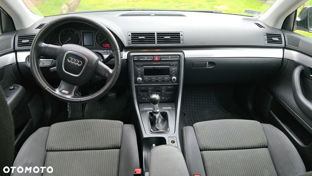 Audi A4 Avant - 8