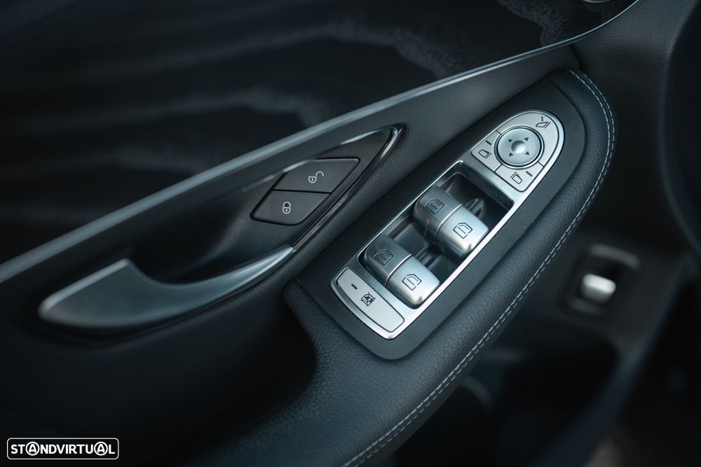 Mercedes-Benz GLC 300 de Coupe 4Matic 9G-TRONIC AMG Line Plus - 18