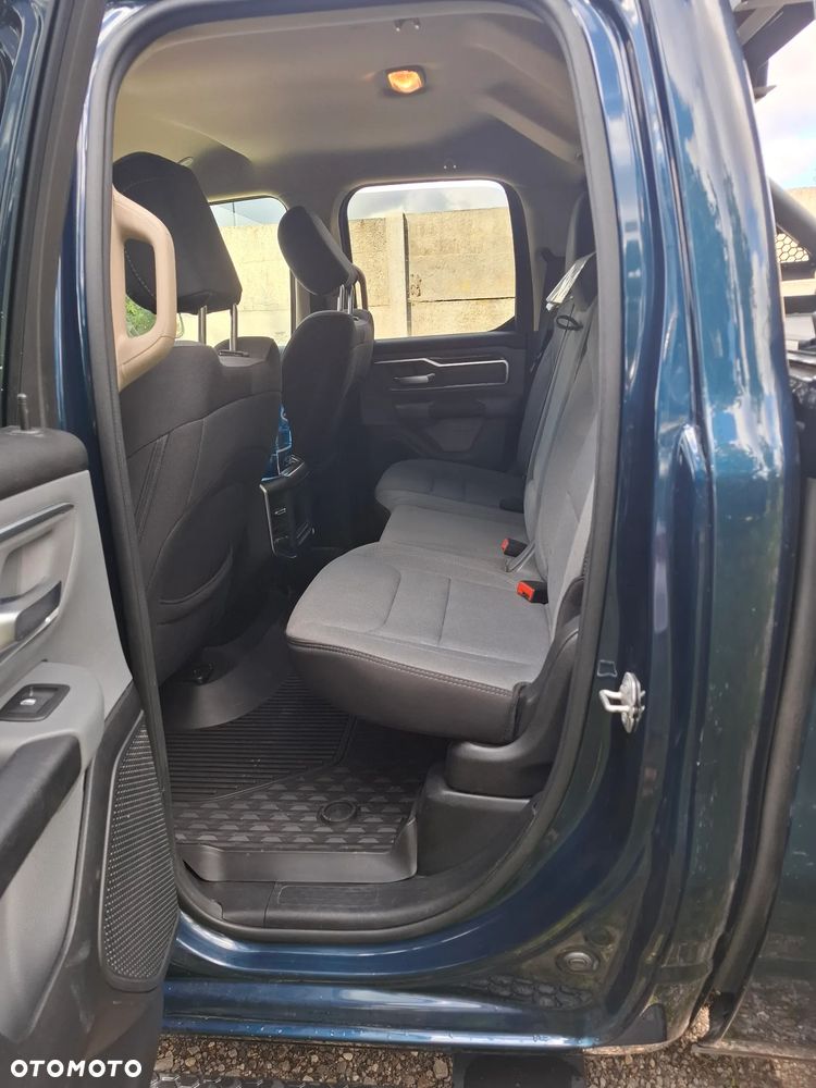 RAM 1500 - 9