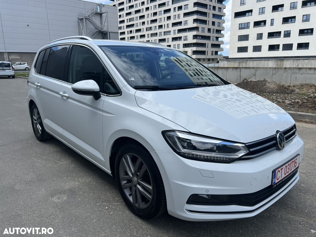 Volkswagen Touran 2.0 TDI DSG Highline - 2