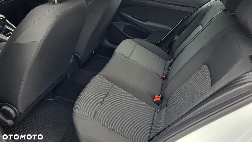 Volkswagen Golf Variant - 12