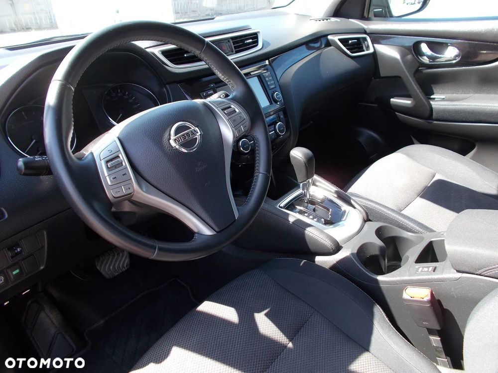 Nissan Qashqai 1.6 DCi Xtronic ACENTA - 19