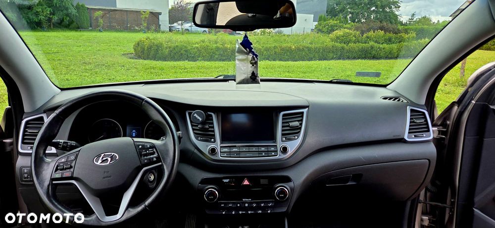 Hyundai Tucson 1.6 GDI BlueDrive Comfort 2WD - 11