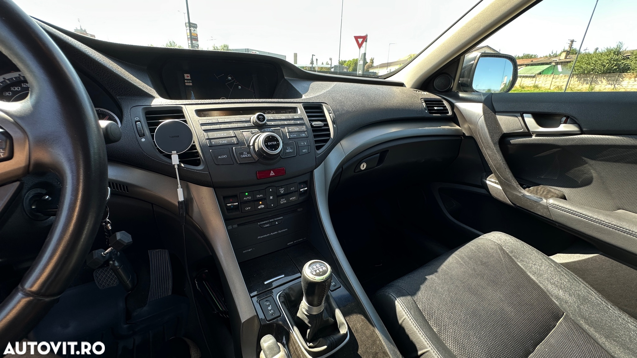 Honda Accord 2.0i Exec - 13