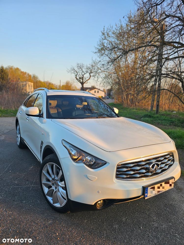 Infiniti FX - 2