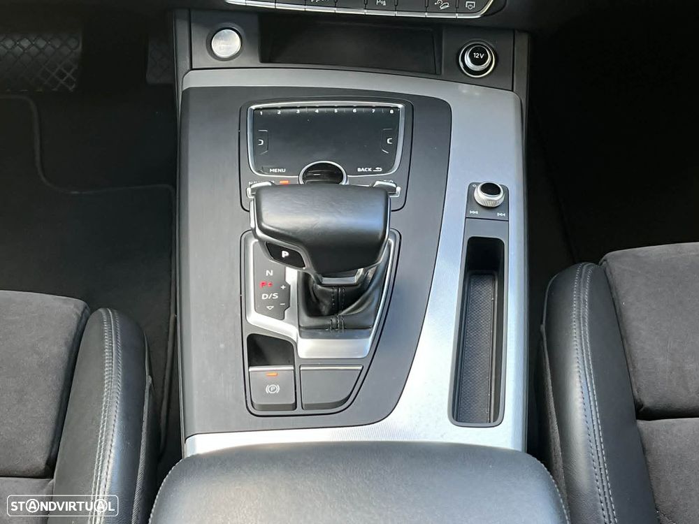 Audi Q5 2.0 TDI quattro Sport S-tronic - 28
