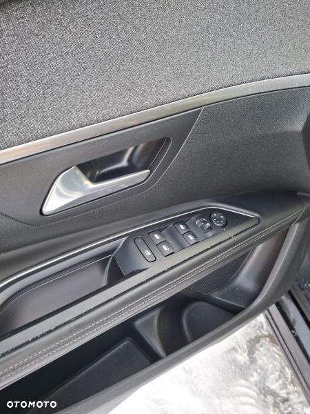 Peugeot 5008 BlueHDi 130 Allure Pack - 34