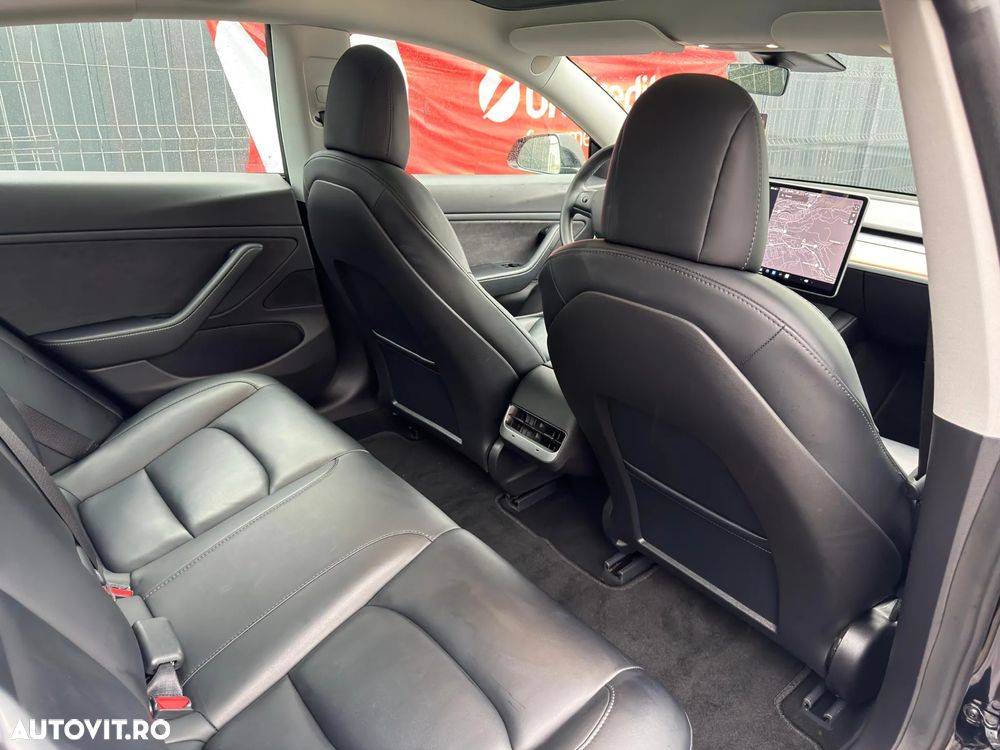 Tesla Model 3 Langstreckenbatterie Allradantrieb Dual Motor - 17