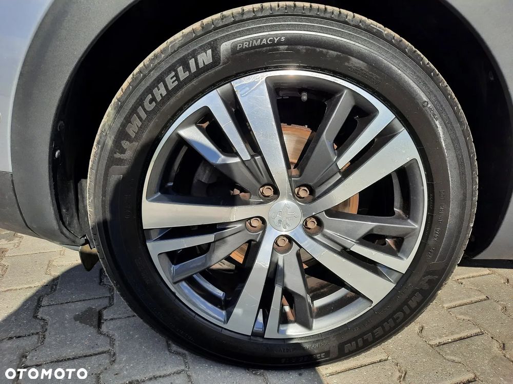 Peugeot 3008 1.5 BlueHDi Road Trip S&S EAT8 - 16