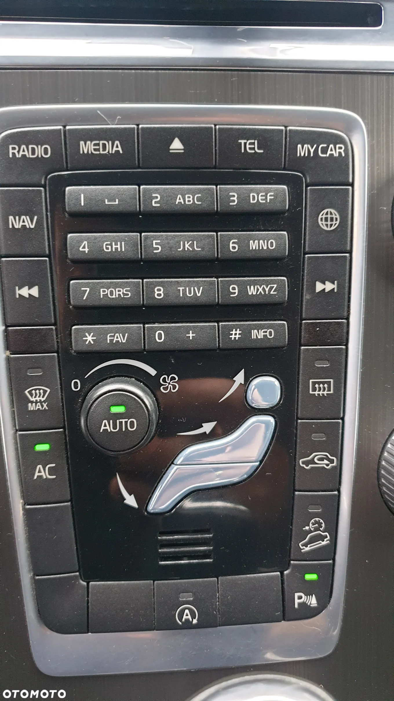 Volvo XC 60 D4 AWD Summum - 14