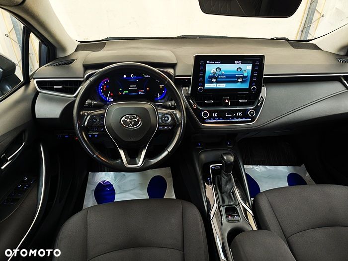 Toyota Corolla - 23