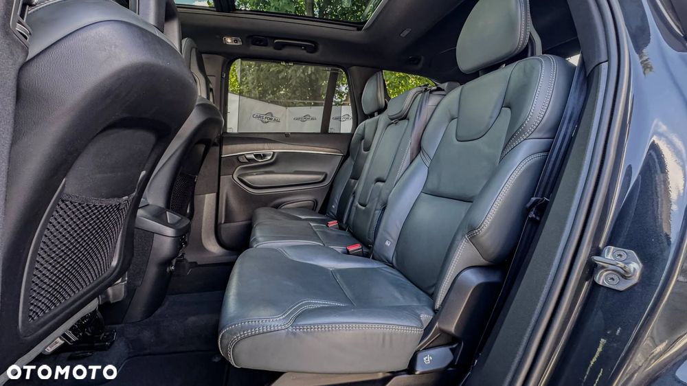 Volvo XC 90 B5 D AWD Geartronic Momentum - 29