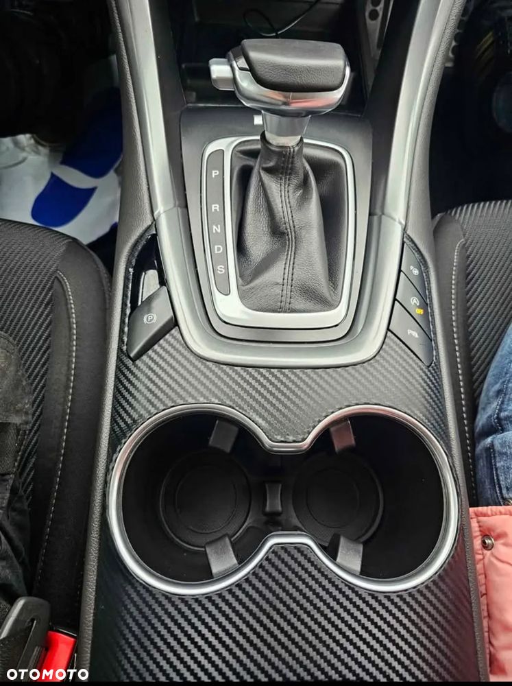 Ford Mondeo 2.0 TDCi Titanium PowerShift - 6