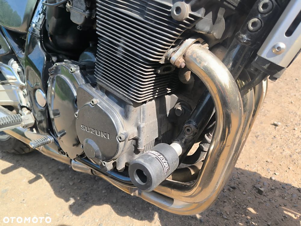 Suzuki GSX - 15