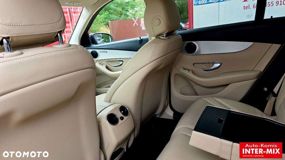 Mercedes-Benz GLC - 31