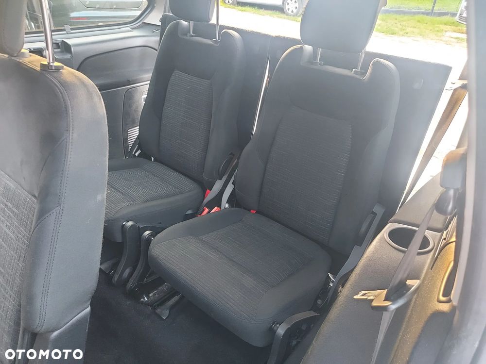 Ford Galaxy - 14