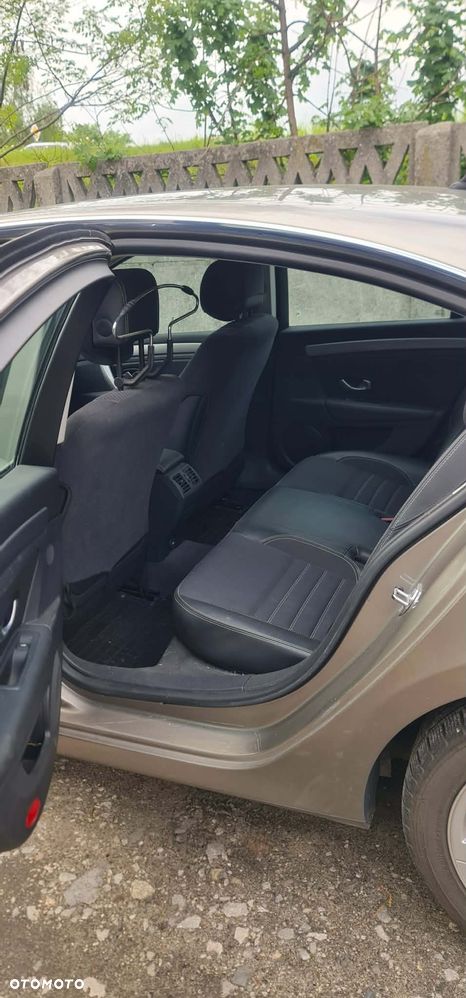 Renault Laguna 2.0 dCi Limited - 8