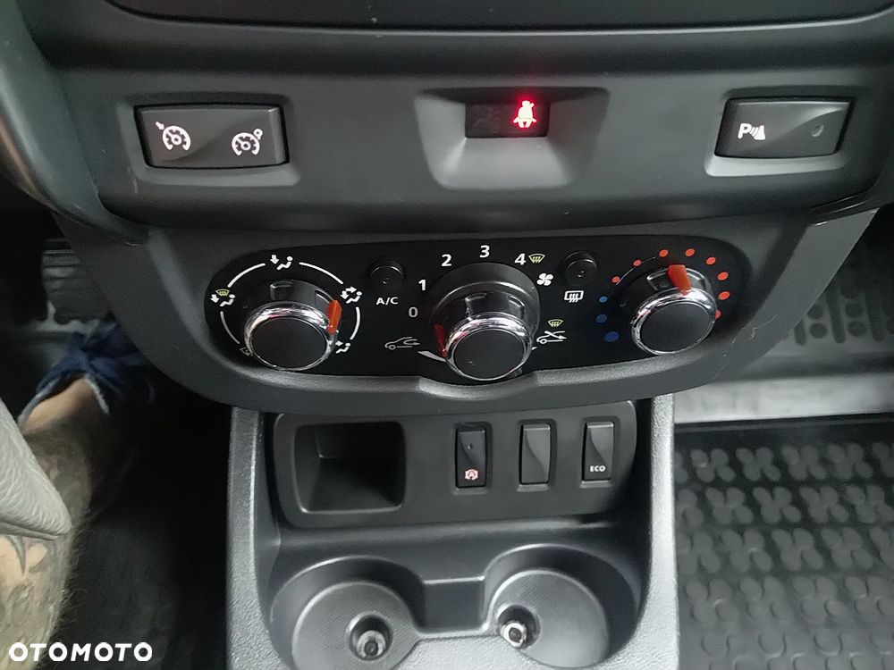 Dacia Duster 1.2 TCe Celebration - 17
