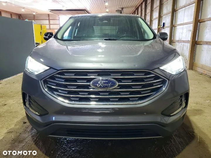 Ford Edge - 5