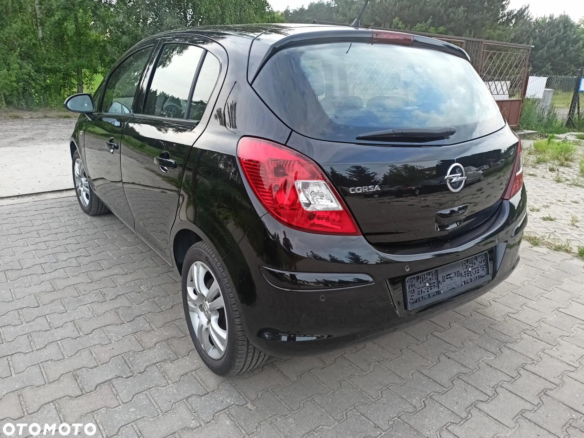 Opel Corsa 1.4 16V Cosmo - 16