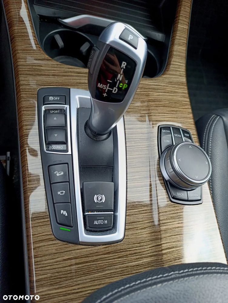 BMW X3 xDrive28i - 12