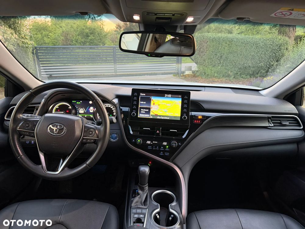 Toyota Camry 2.5 Hybrid Executive CVT - 14
