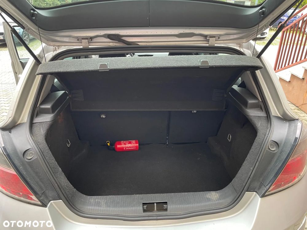 Opel Astra 1.6 - 19