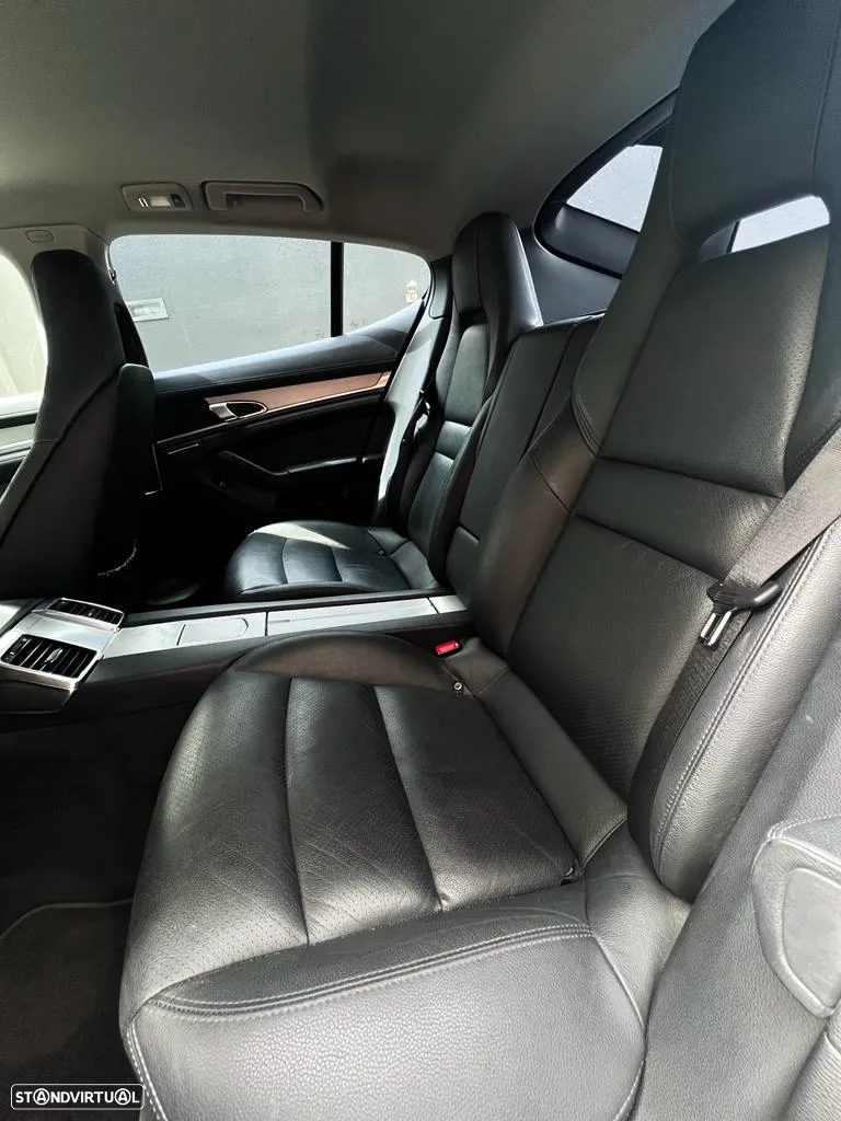 Porsche Panamera Standard - 19